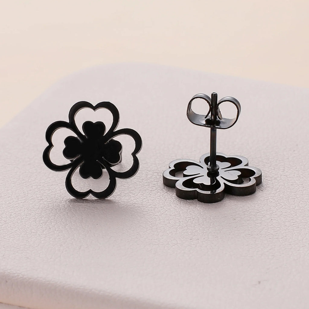 4-Leaf Clover Stud Earrings black