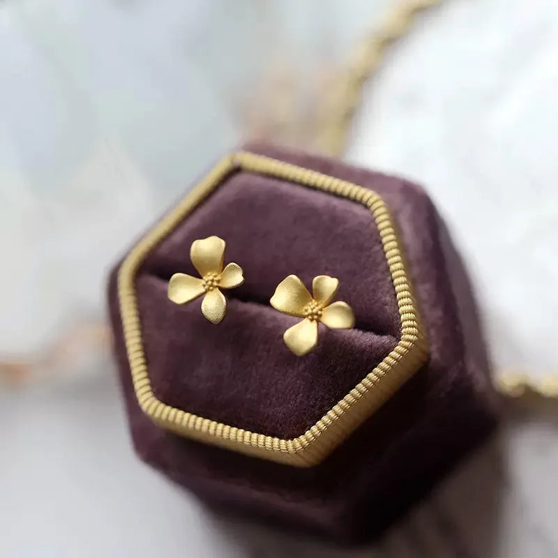 Elegant Flower Stud Earrings
