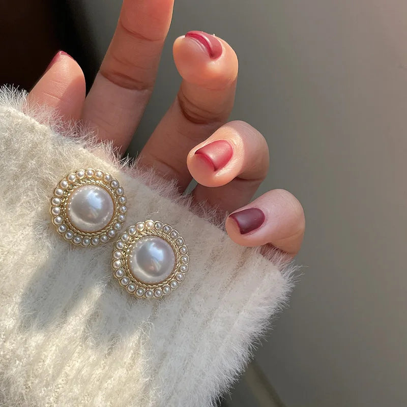 Vintage Stud Earrings with Pearl