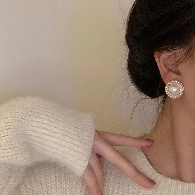 Vintage Stud Earrings with Pearl