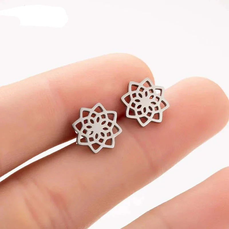 Mandala Women’s Stud Earrings silver