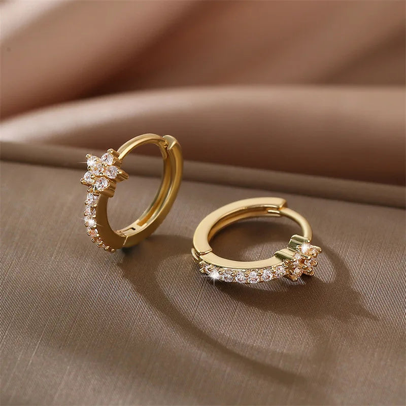Star Zircon Hoop Earrings in Gold