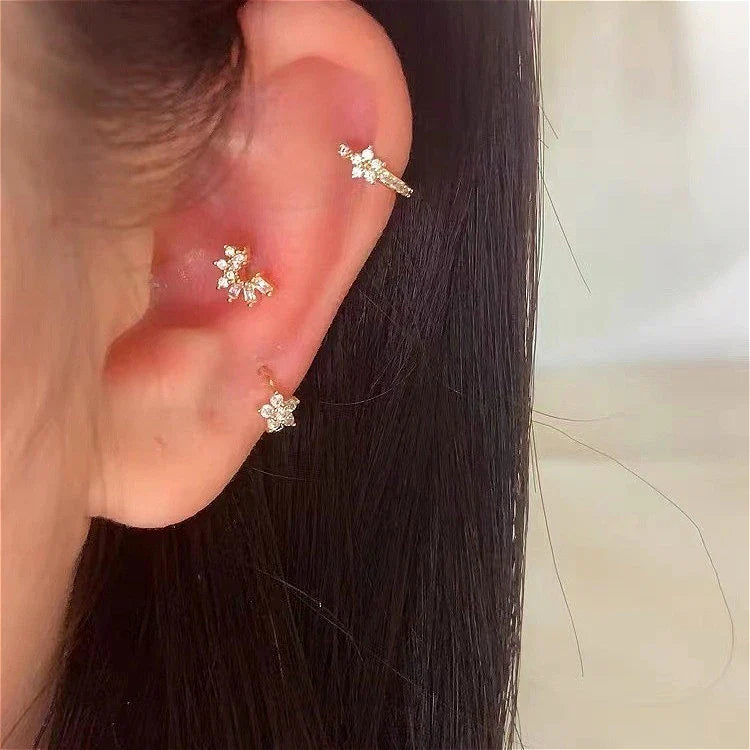 Star Zircon Hoop Earrings in Silver