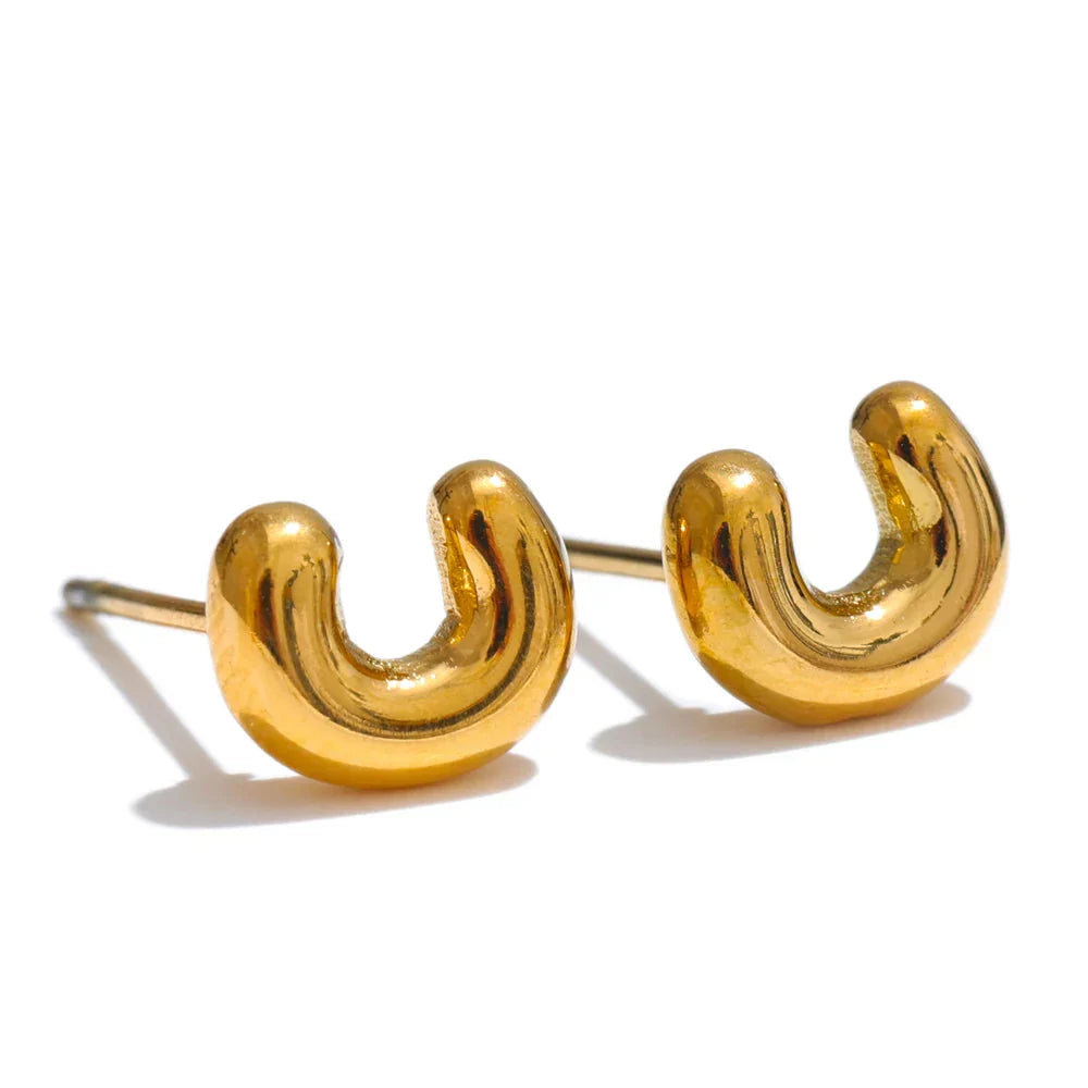 Personalized earrings with initial c