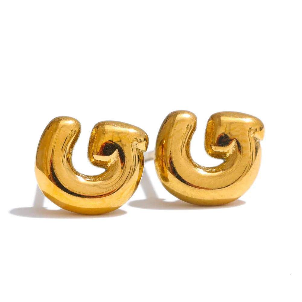 Personalized earrings with initial g