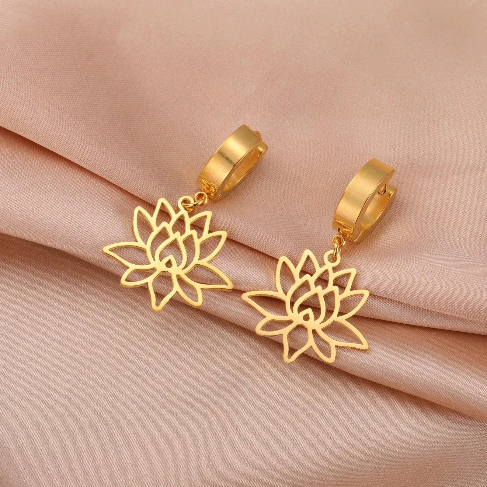Women’s Dangle Earrings Zen Lotus Flower Gold