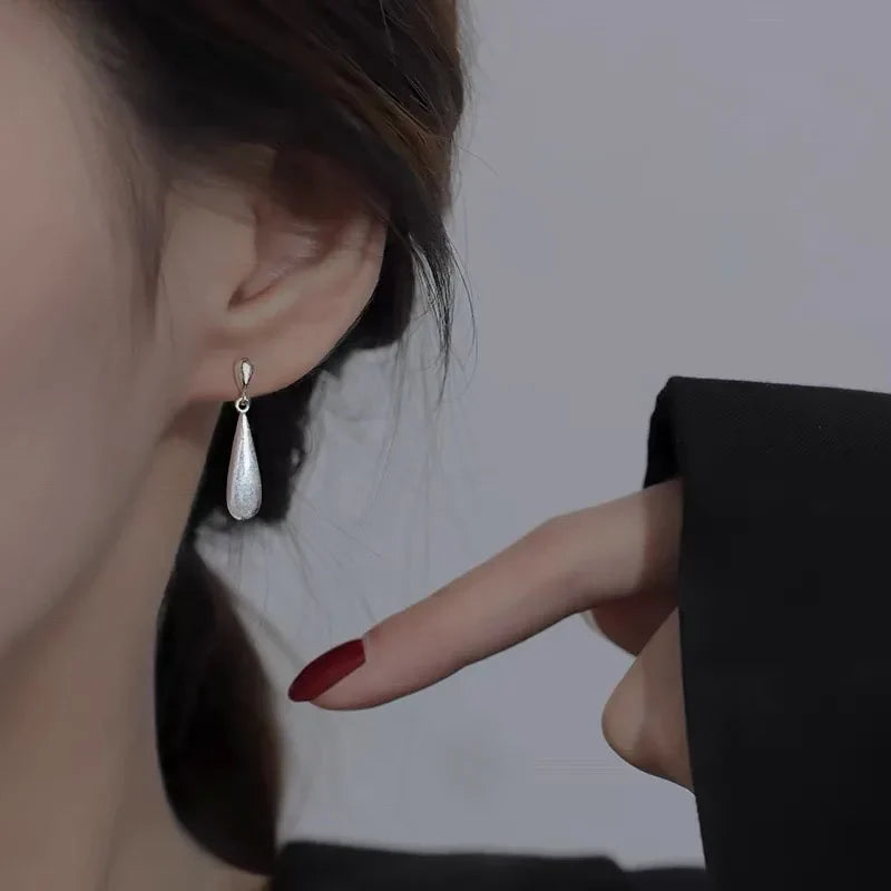 White Zircon Water Drop Stud Earrings 