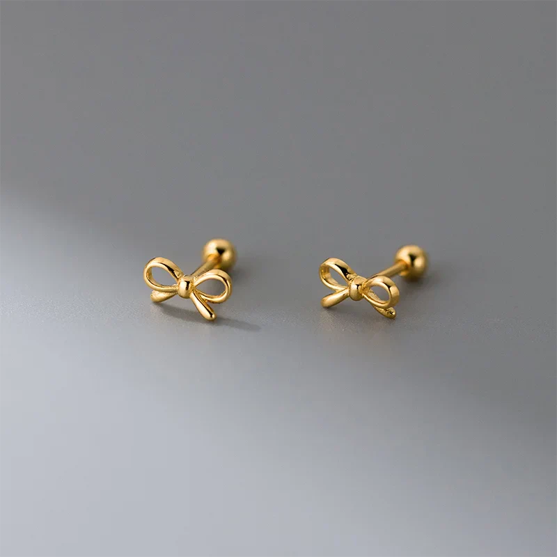 Minimalist bow earrings in gold
