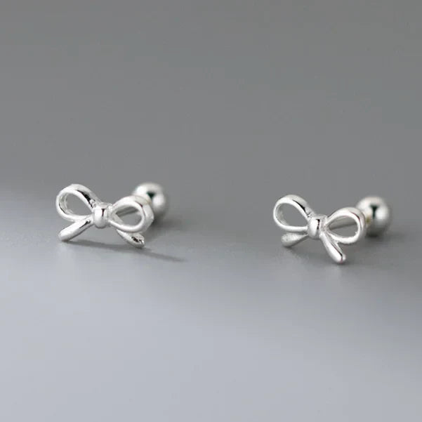 Minimalist bow earrings in silver