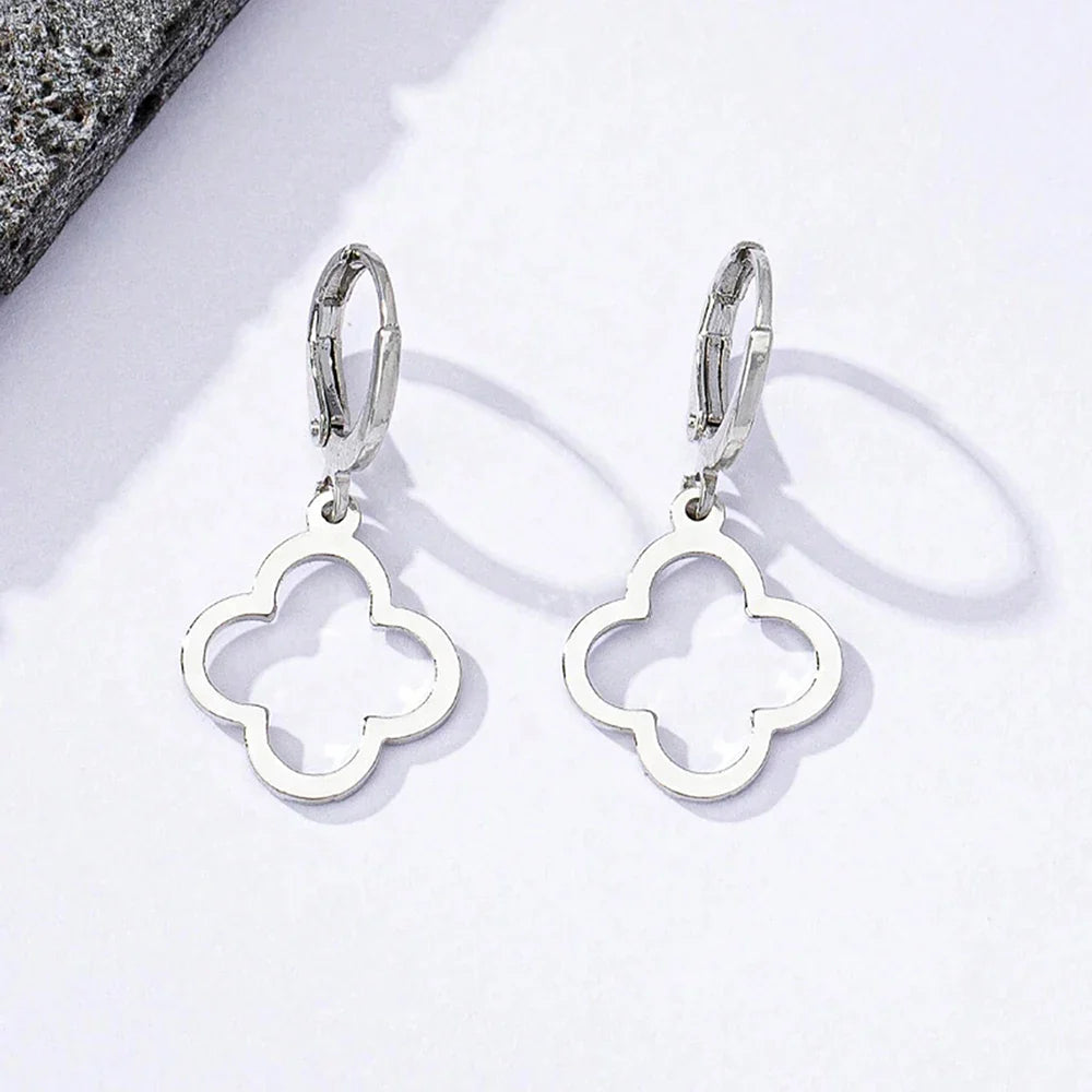 4-Leaf Clover Dangle Earrings silver