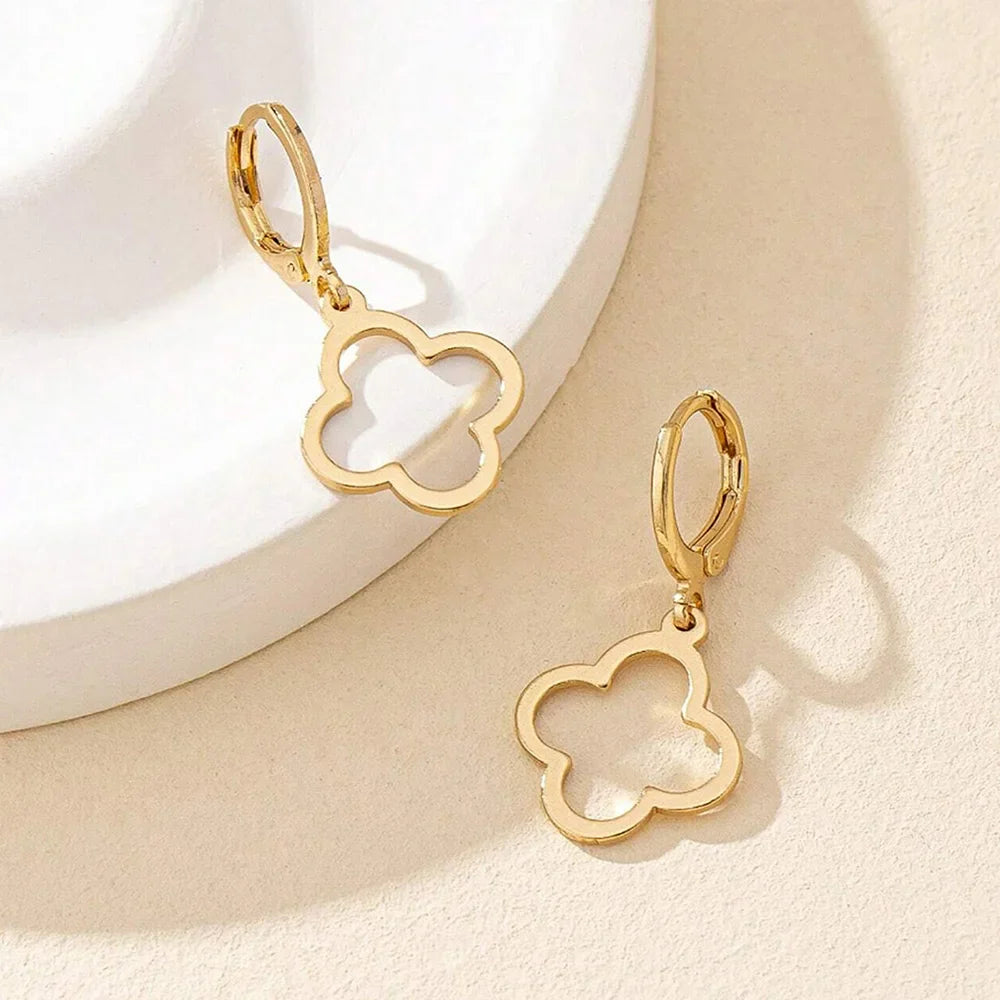 4-Leaf Clover Dangle Earrings gold