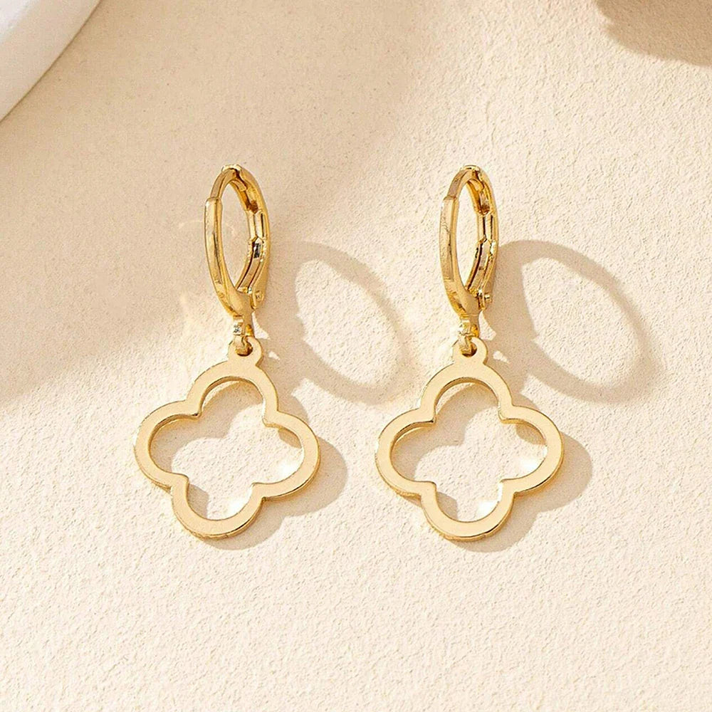 4-Leaf Clover Dangle Earrings gold