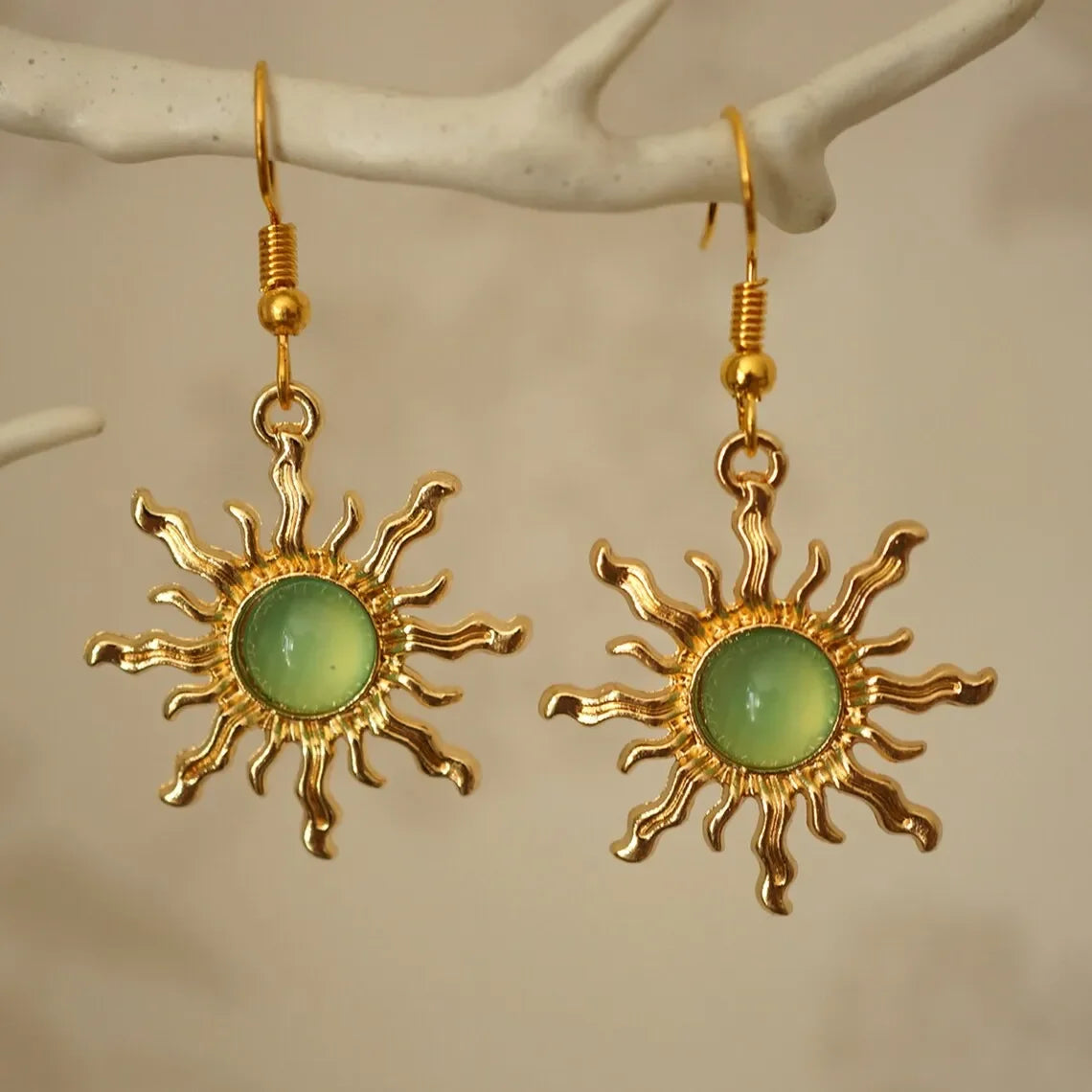 Vintage Sun-Style Dangle Earrings