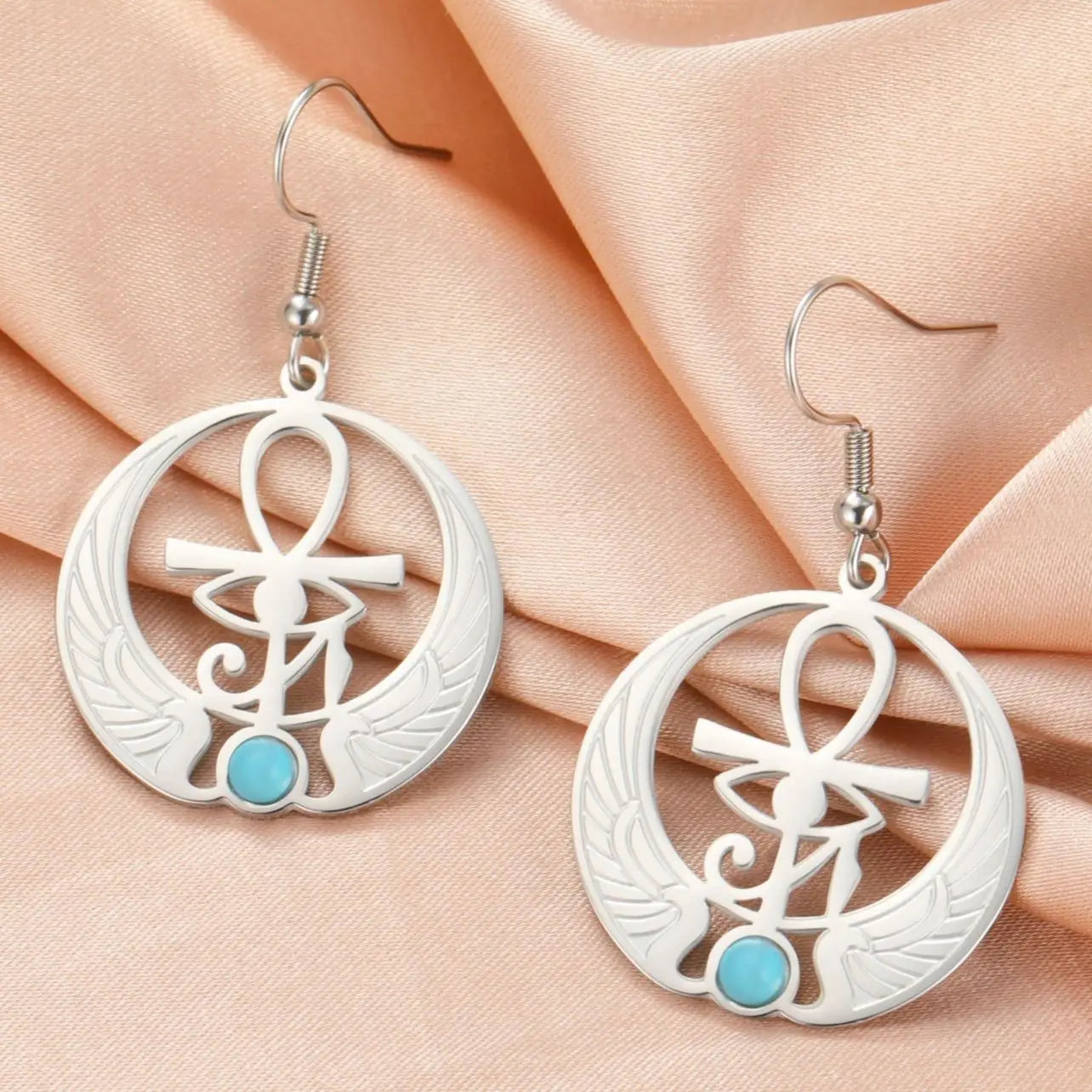 Egypt Dangling Earrings Eye of Horus Oudjat silver