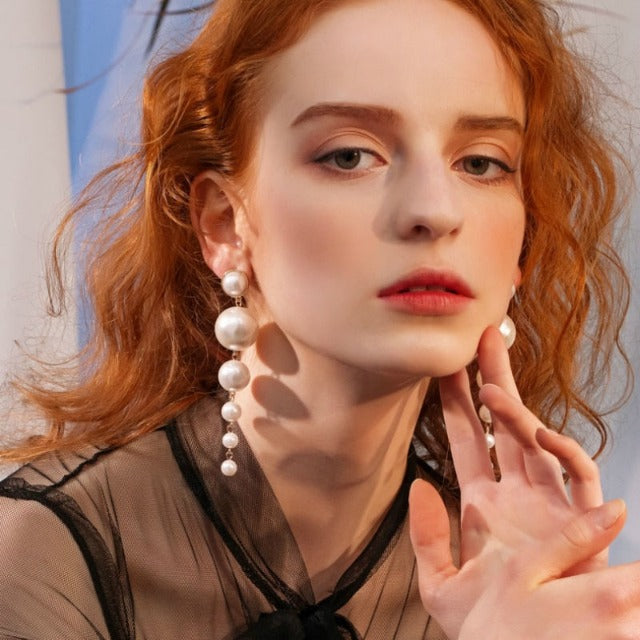 Dangling Pearl Earrings
