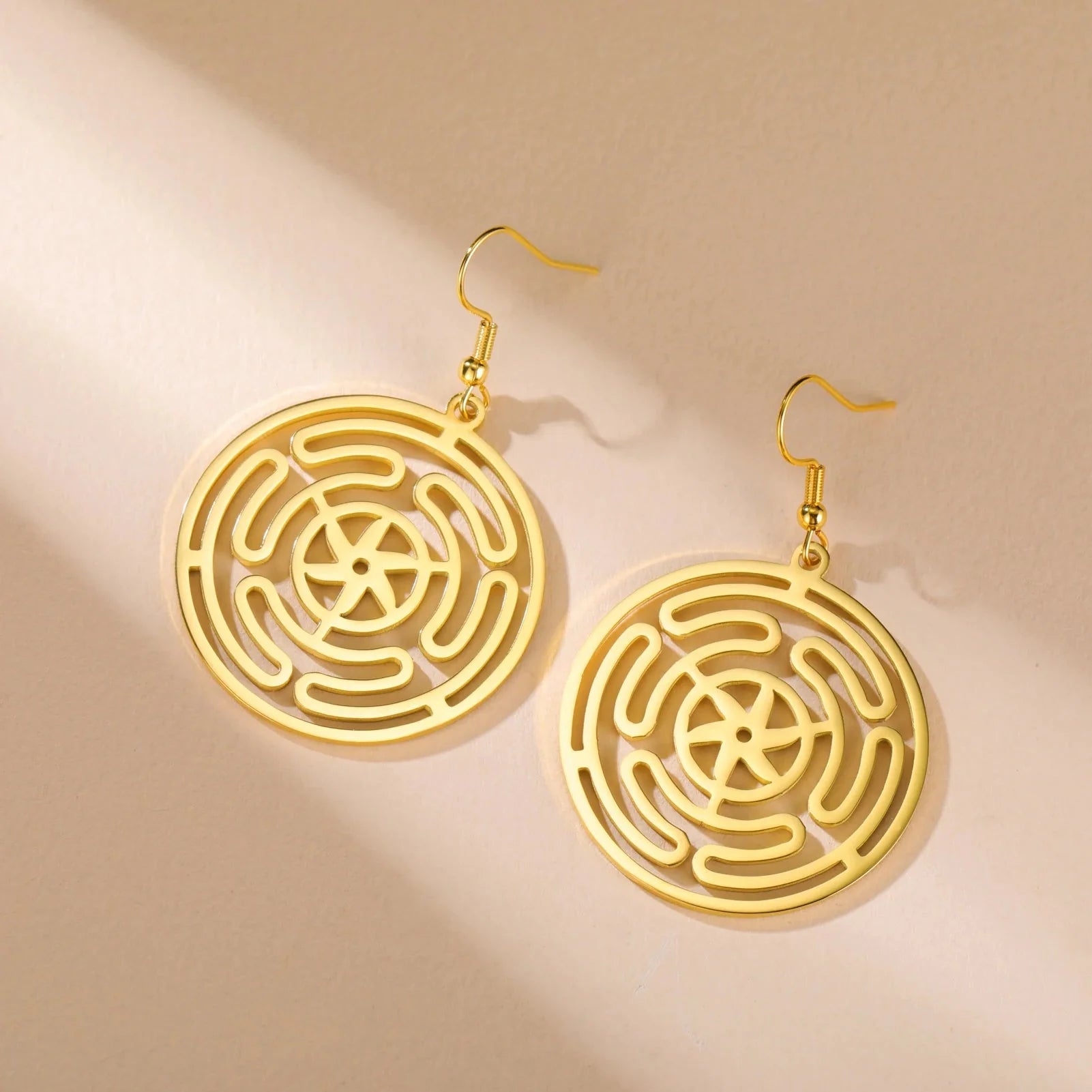 Hecate’s Wheel Strophalos Drop Earrings for Women gold