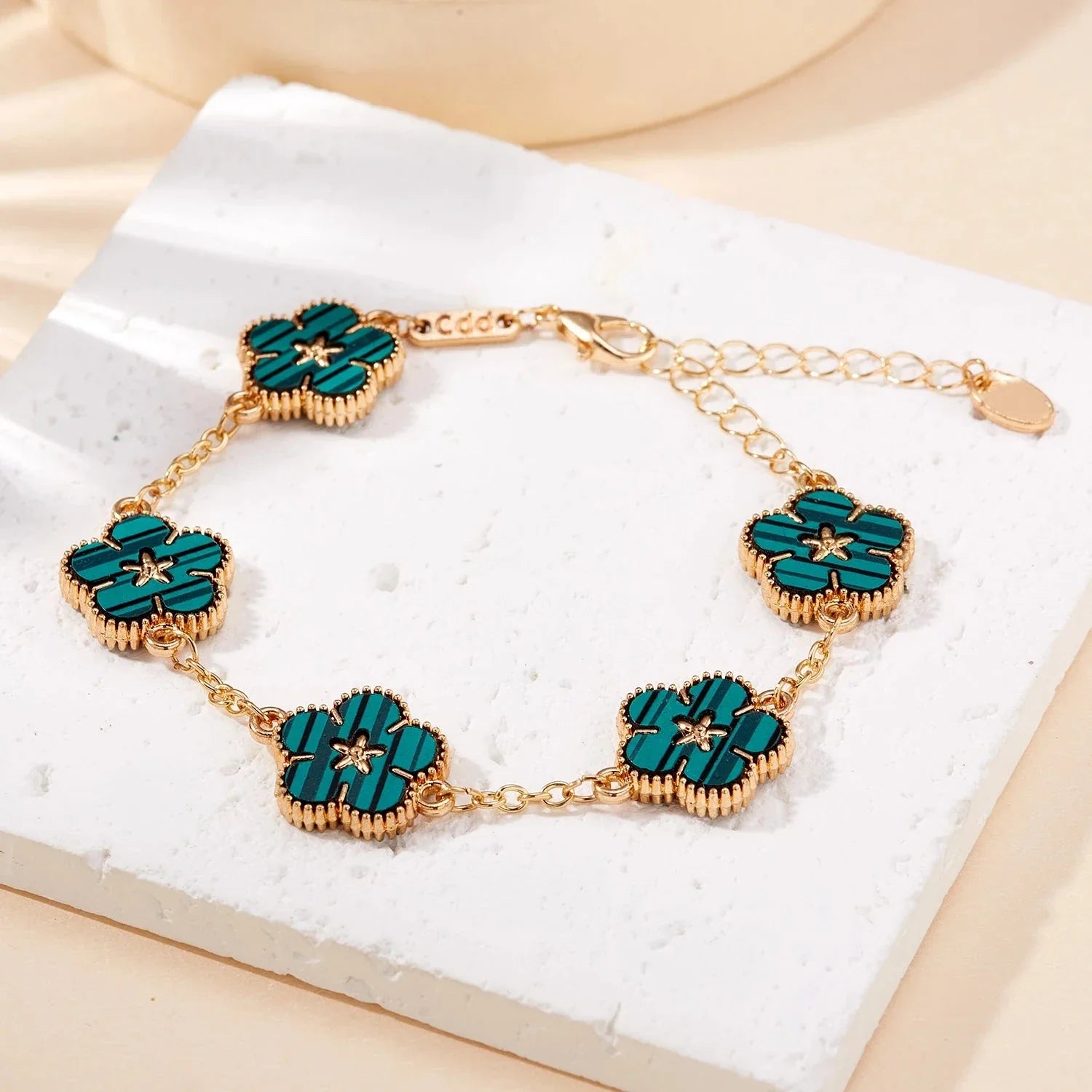 Bracelet with Flowers for Women green
