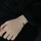 Bracelet with a modern-style knot
