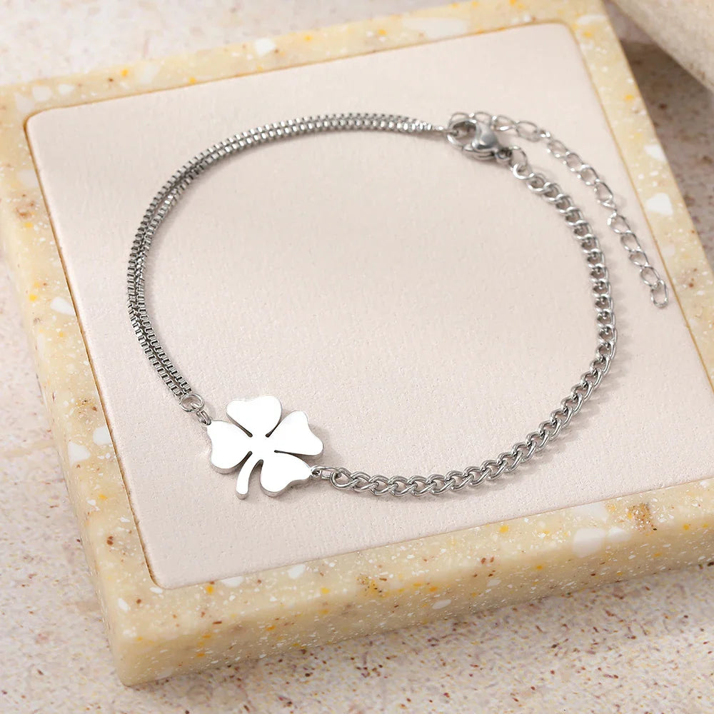Bracelet with Lucky Four-Leaf Clover silver