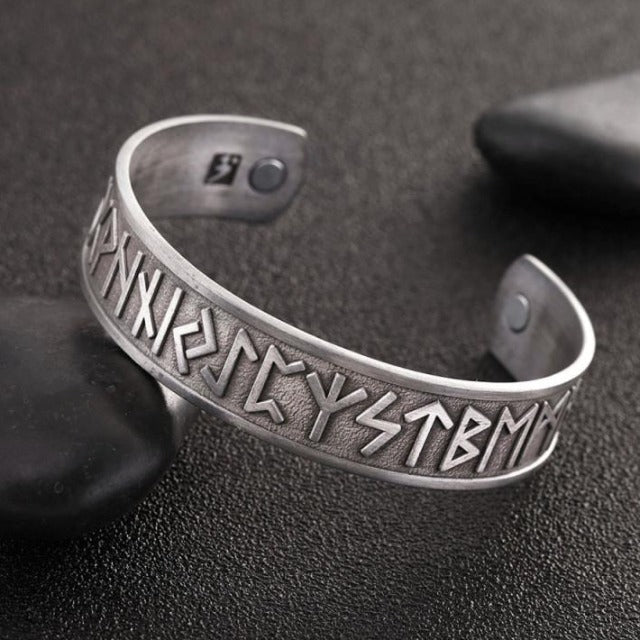Celtic Bracelet for Men and Women 