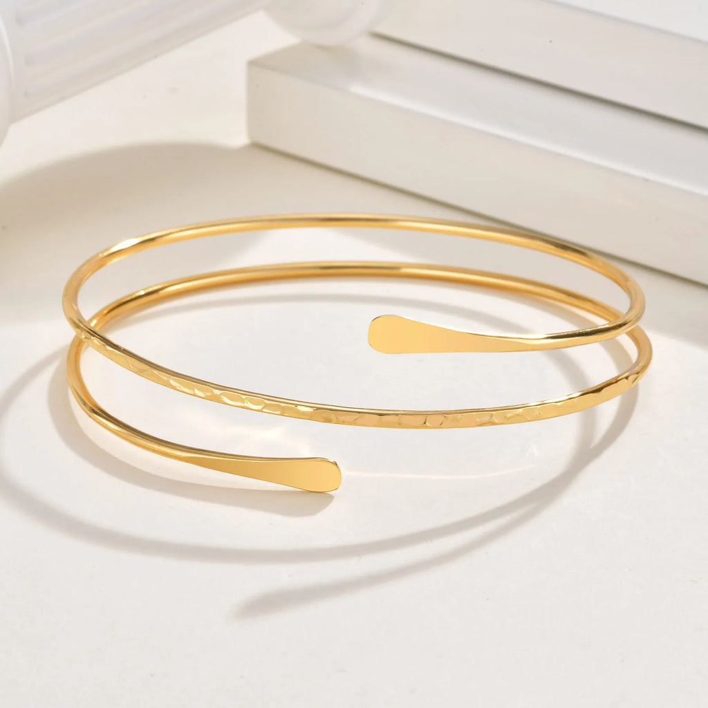 Women's arm bracelet - fine gold bicep chain
