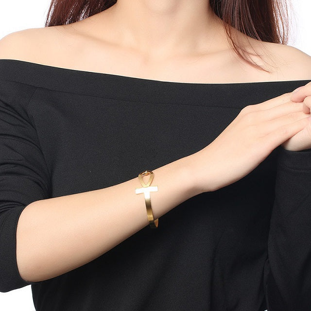 Women's Egyptian Women's Egyptian Bracelet in gold