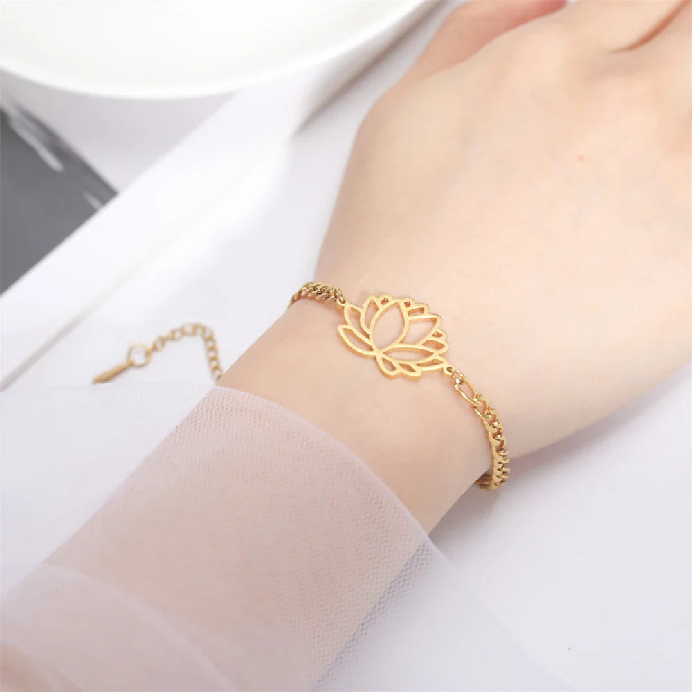 Women’s Lotus Flower Bracelet Gold