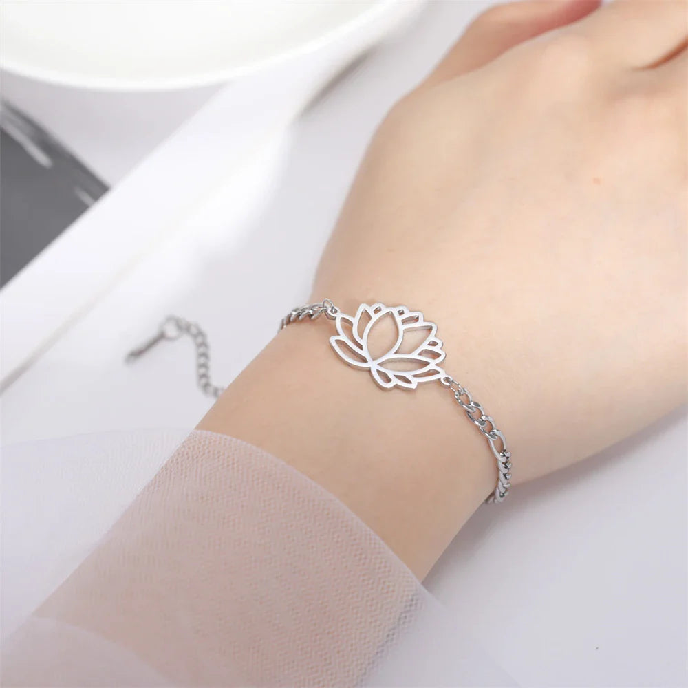 Women’s Lotus Flower Bracelet Silver