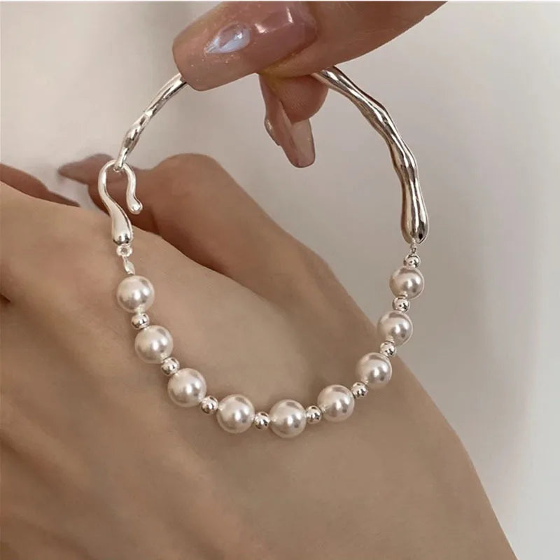Bracelet Chain with Beautiful White Pearls