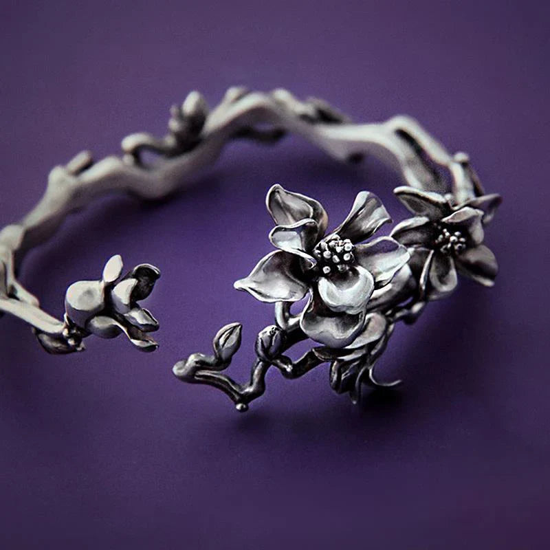 Magnolia Flower Chain Bracelet