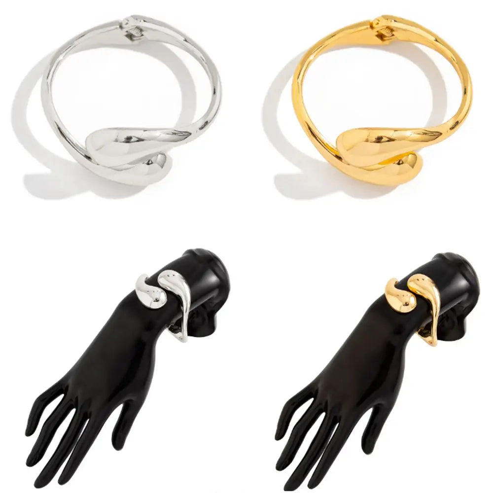 Asymmetric Large Water Drop Curb Bracelet gold