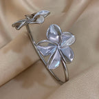 Curb Bracelet Large 5-Petal Flowers silver