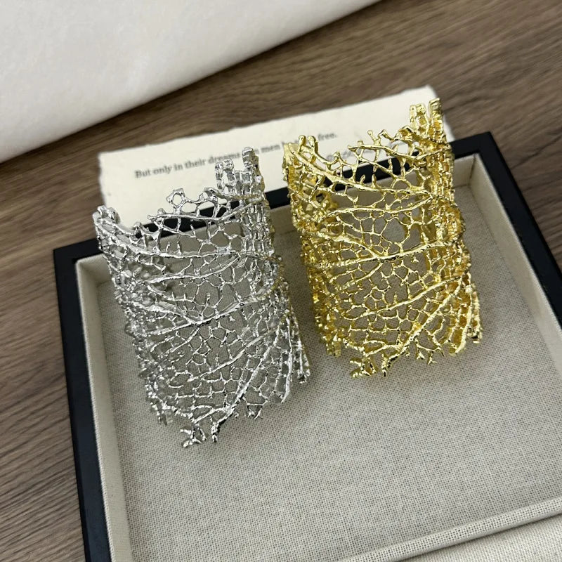 Wide Coral Women’s Bracelet silver