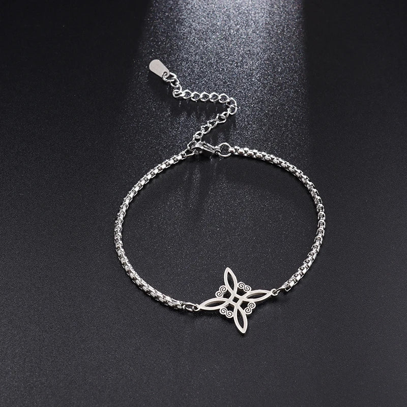 Sorcerer’s Knot Bracelet in Silver