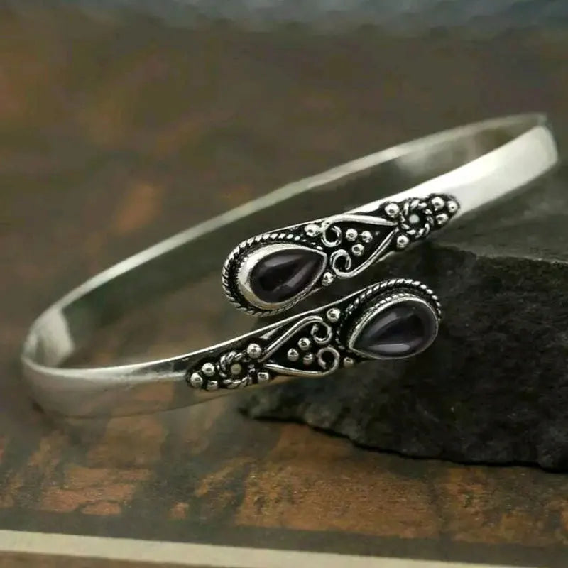Retro Link Bracelet Water Drop Black