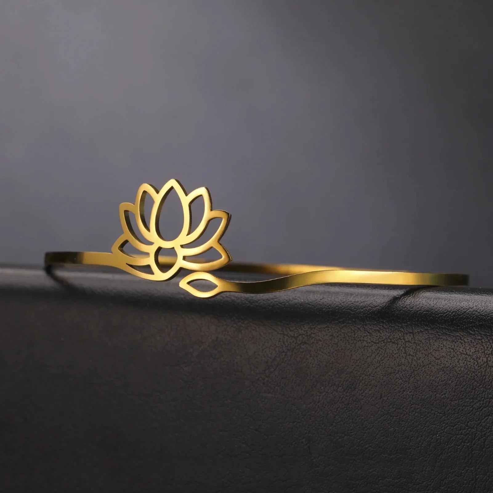 Women's Lotus Flower Gold Bangle