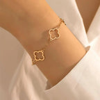 Set of 2 Bracelets with Four-Leaf Clovers Gold
