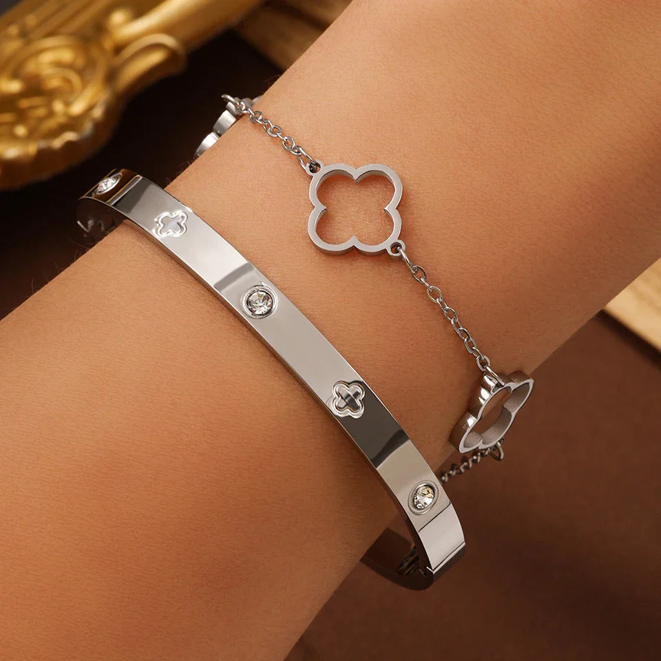 Set of 2 Bracelets with Four-Leaf Clovers Silver