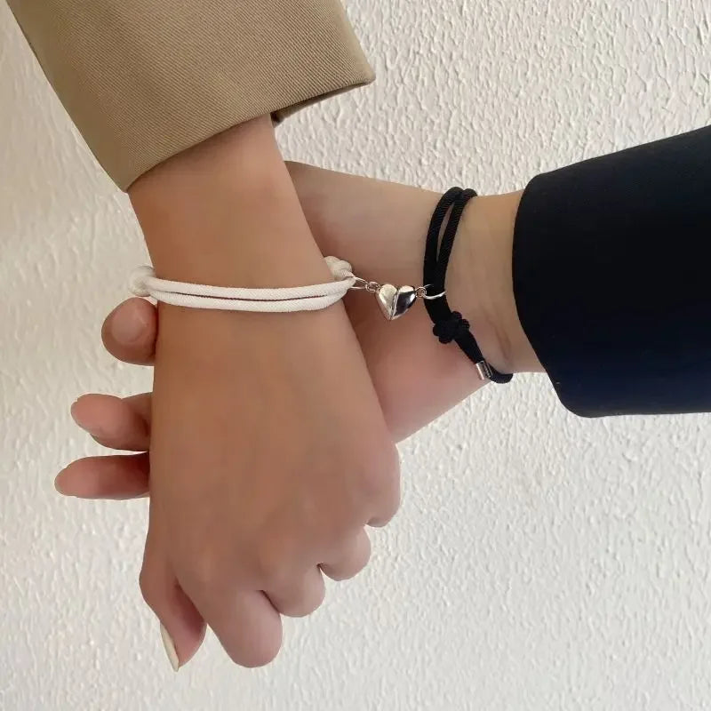 Bracelets for Couples and Friends Magnetic Heart Link Bracelet 1