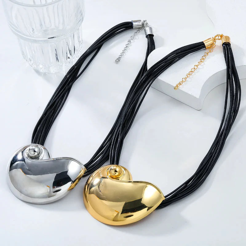 Necklace with Large Snail Shell Pendant gold