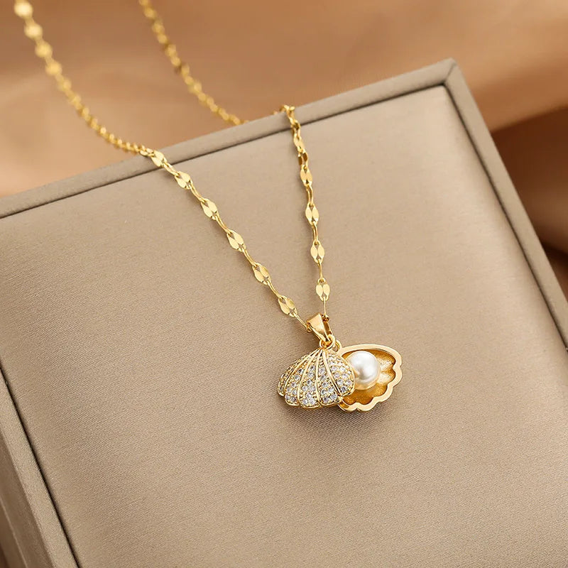Shell Pendant Necklace with Scallop Shell, Rhinestones and Pearl