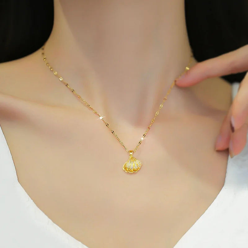 Shell Pendant Necklace with Scallop Shell, Rhinestones and Pearl
