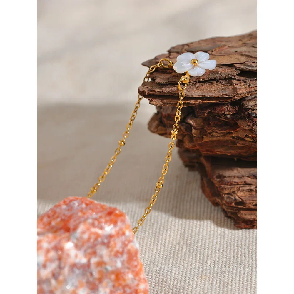 Necklace with Beautiful White Flower Pendant