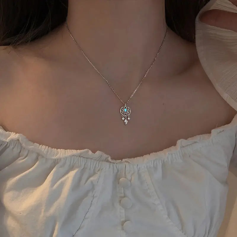 Elegant Moonstone Pendant Necklace