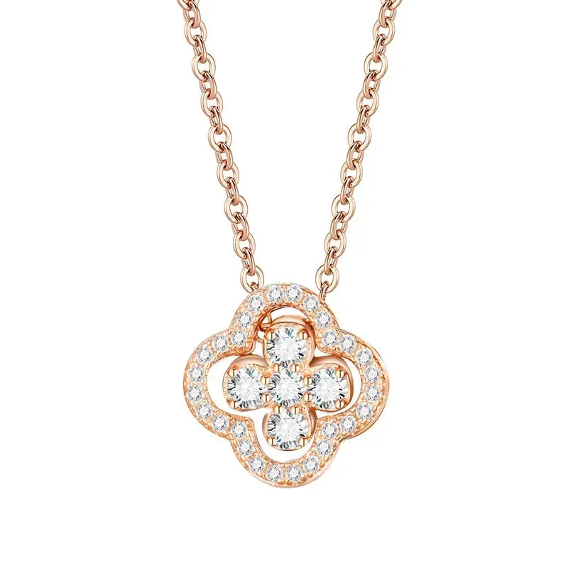 Necklace with Four-Leaf Clover Pendant in Rose Gold Zircon