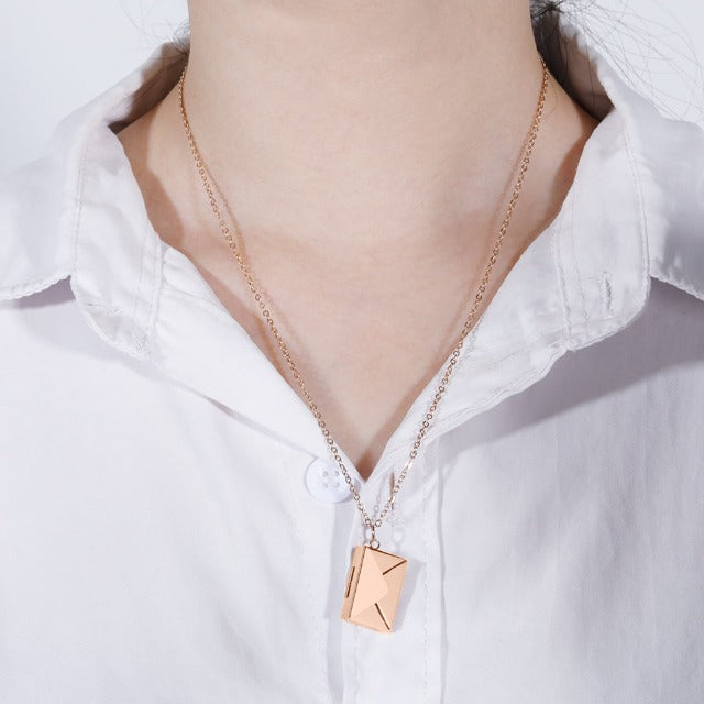 Necklace with Envelope Pendant rose gold