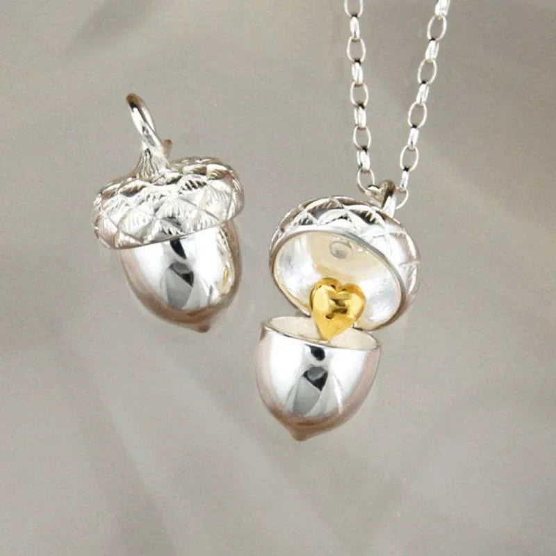Necklace with Tassel Pendant with Heart