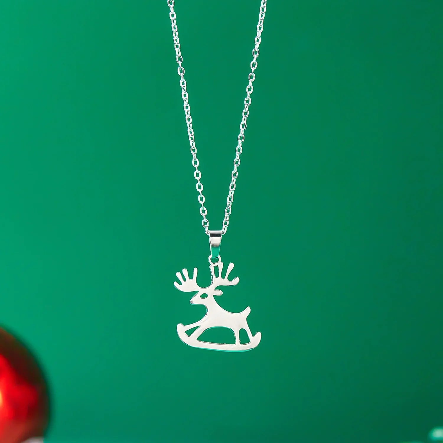 Winter Reindeer Pendant Necklace silver