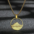Necklace with Round Mountain Pendant gold