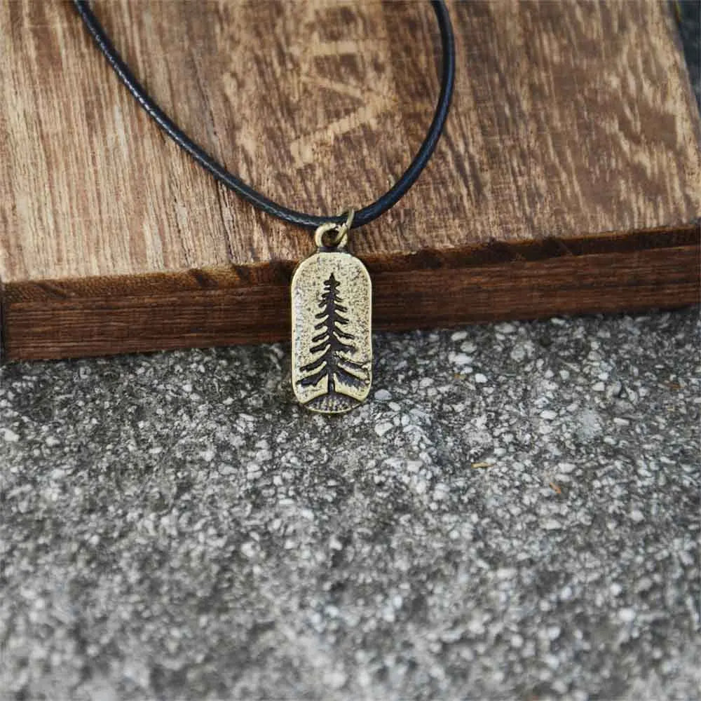 Necklace with Fir Tree Pendant gold